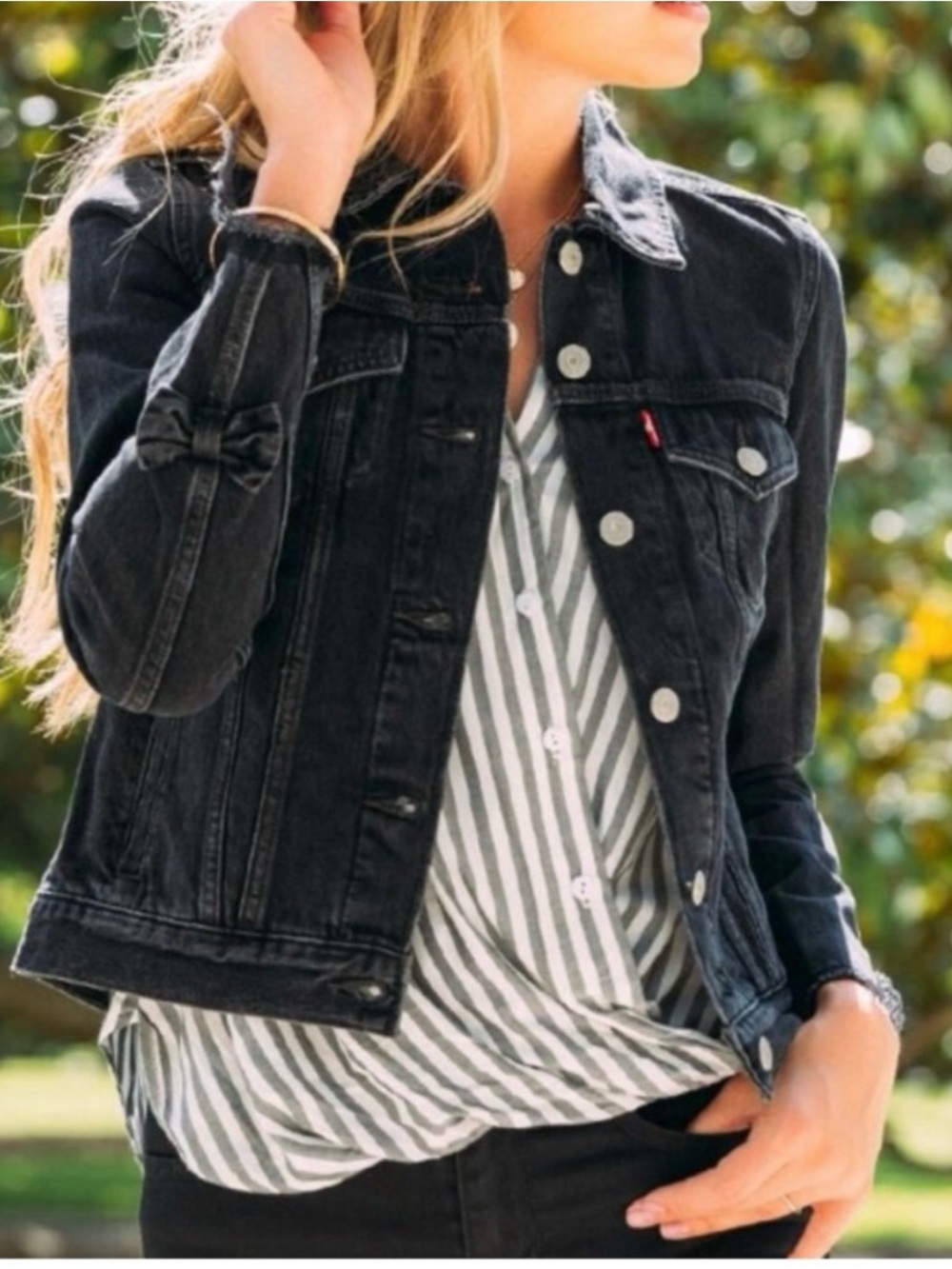 Levi's Original Trucker Jacket Washed Black with Bow Sleeves Small Jean